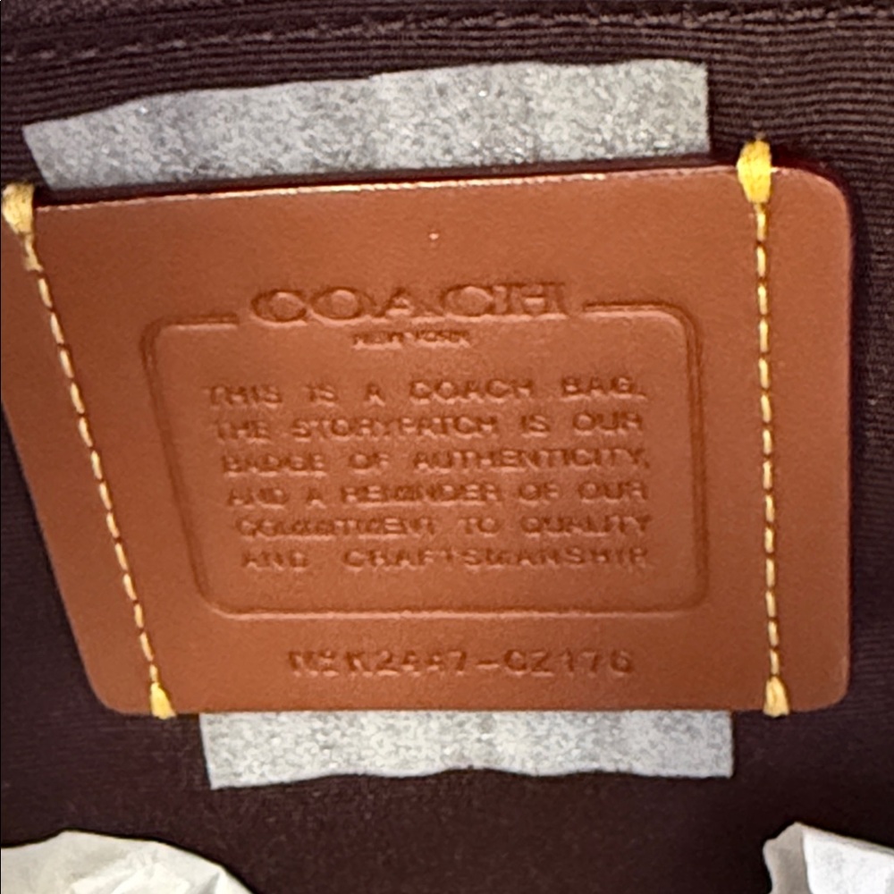 🔥🎁NWT! Coach Court Backpack in Signature Canvas Brown/Black Msrp:$550.00 - Picture 6 of 7